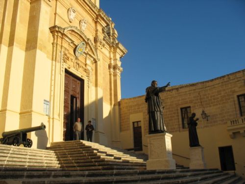 Autobus turistico Gozo